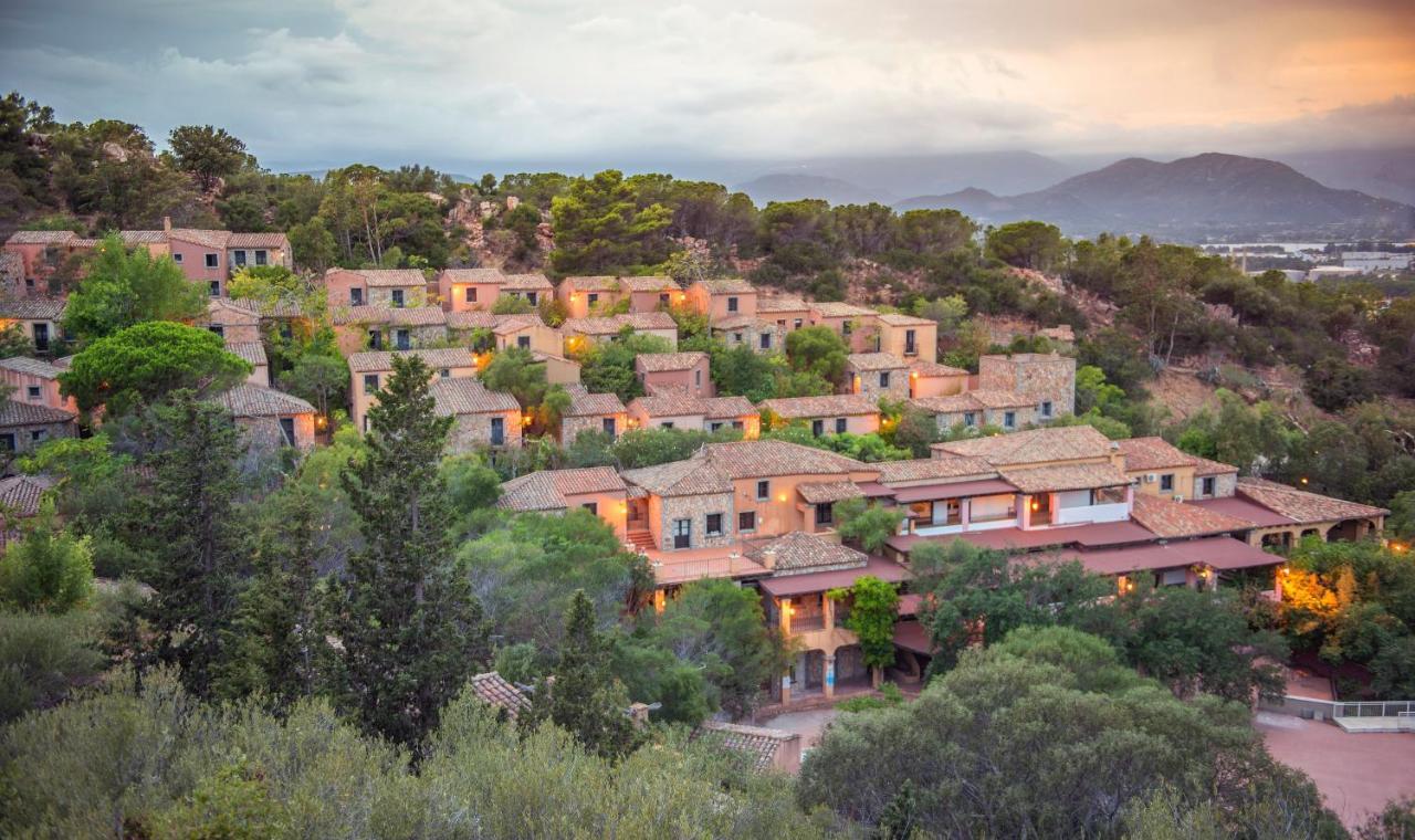 Arbatax Park Resort - Borgo Cala Moresca Esterno foto